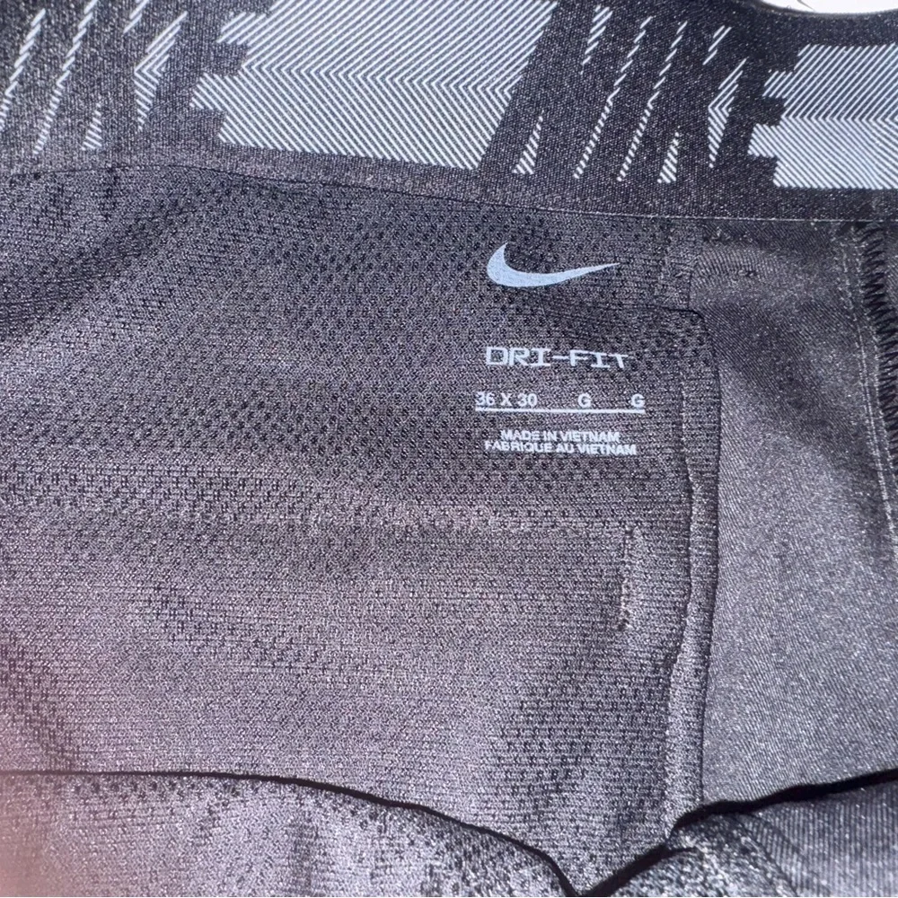 Nike Men's Elegant Black dri fit golf pants